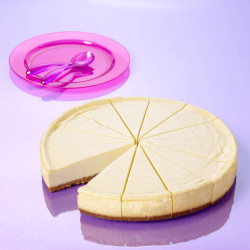 Cheese cake saveur vanille sur un biscuit avec glaçage crémeux 14 parts 1 kg 90