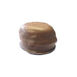 Macaron au caramel au beurre salé enrobé de chocolat au lait 20 g