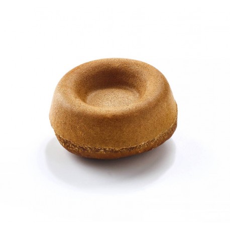 Savarin au beurre sur plateau