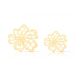 décor fleurs blanches dentelle en chocolat blanc 96 pièces 321g