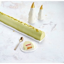 Bûche gouttière de framboise avec une mousse de pistache 55 cm 1.601 kg